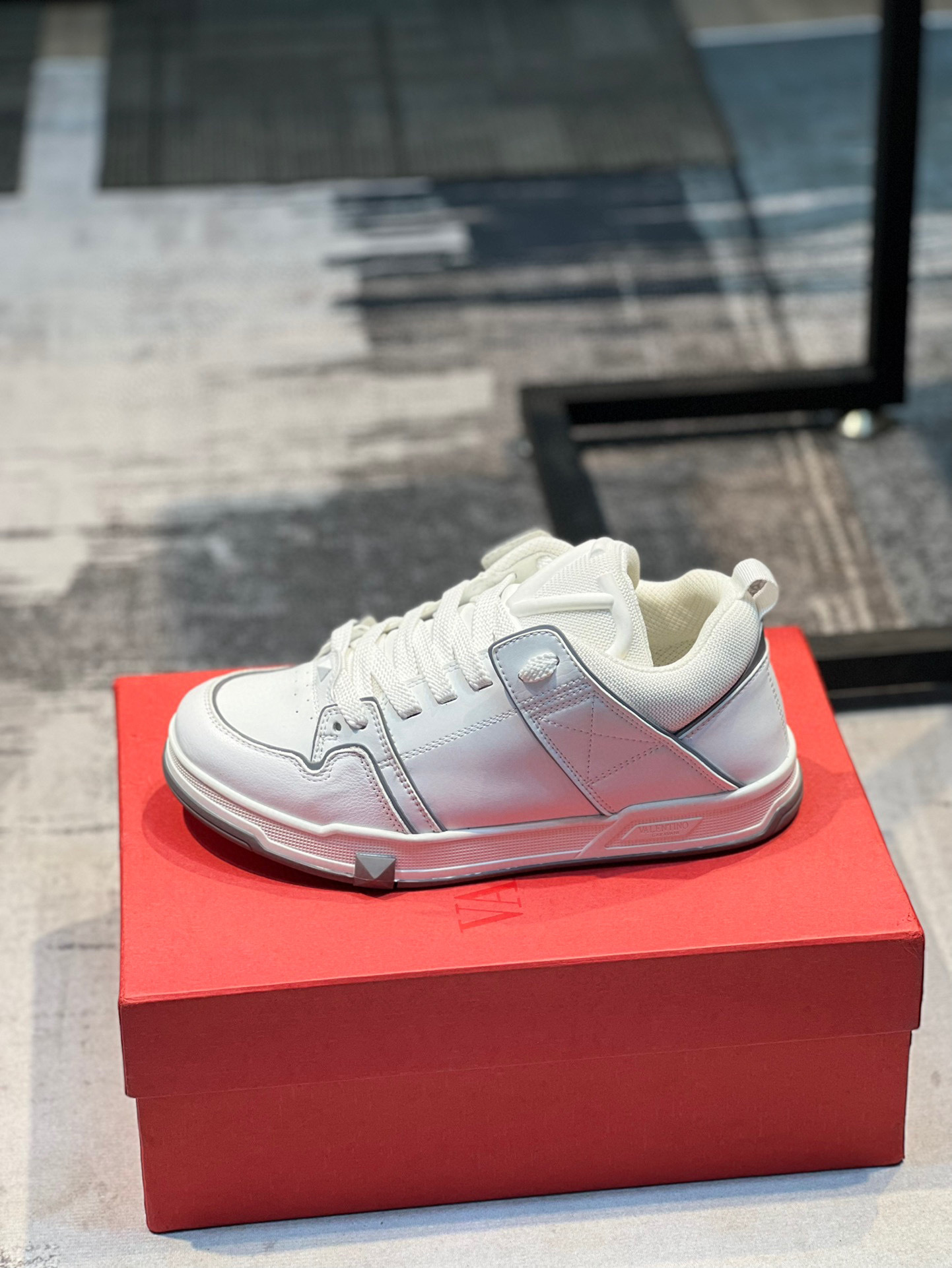 valentino unisex sneakers size 35-44 - 8061320