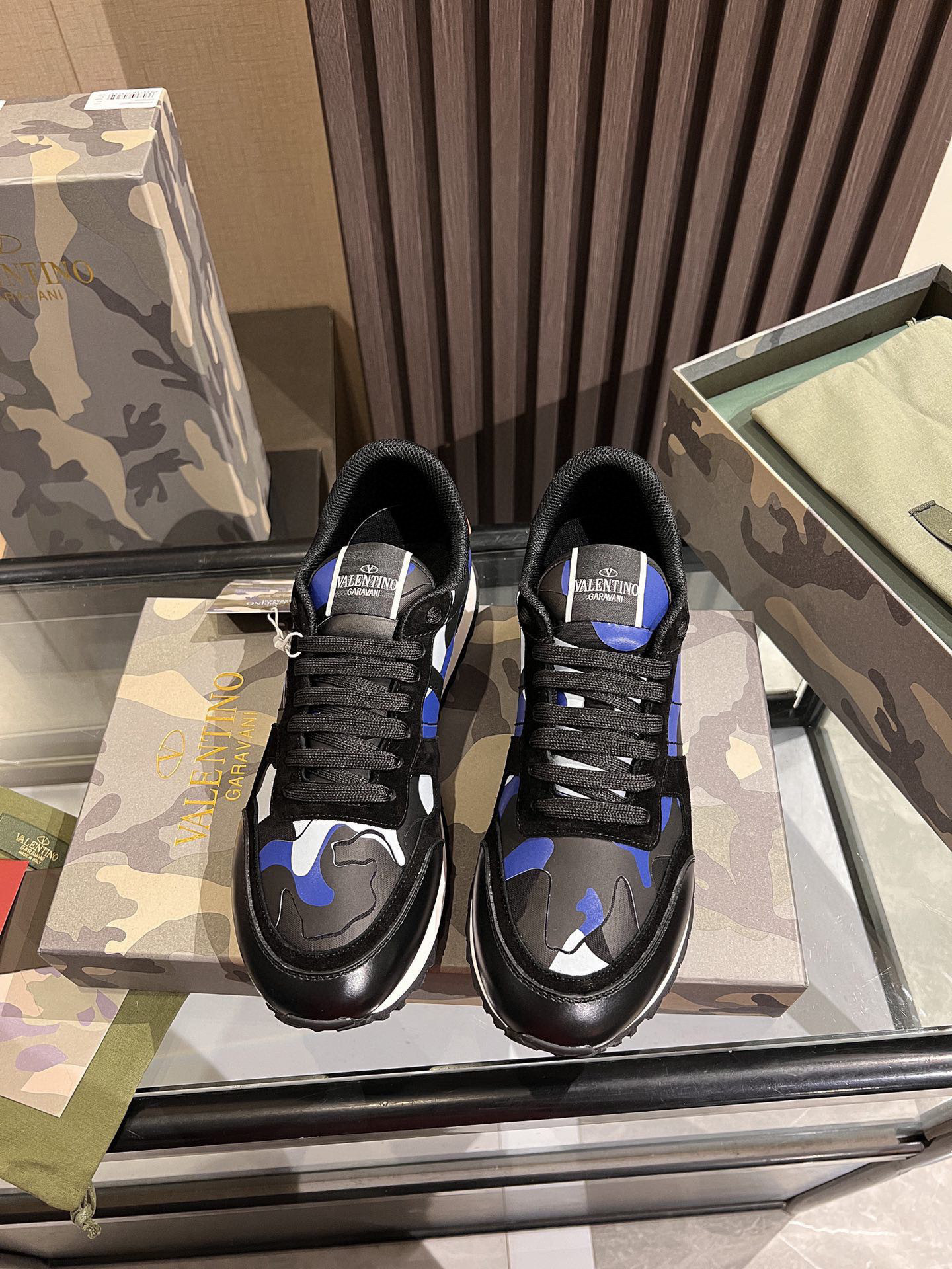 valentino camouflage sneakers 38-44 - Image 9