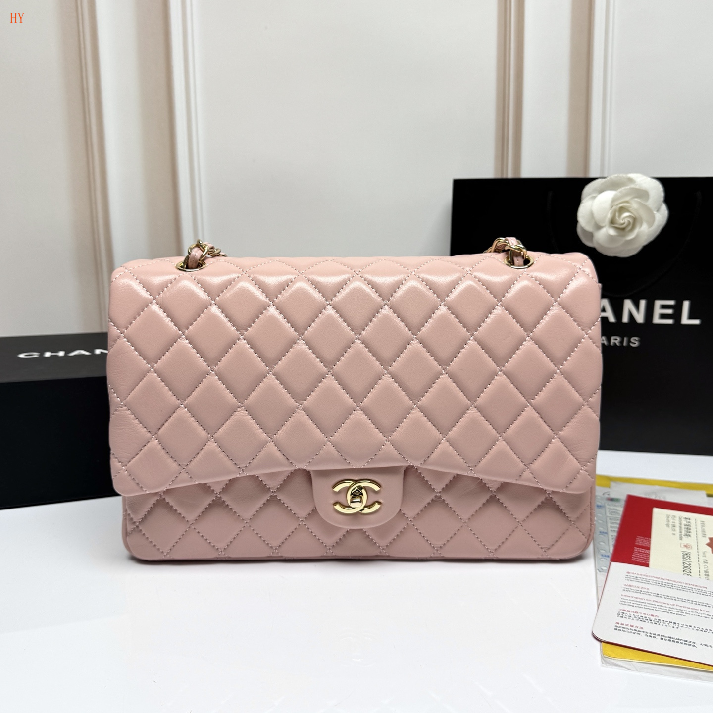chanel pink quilted flap bag 33*22*9