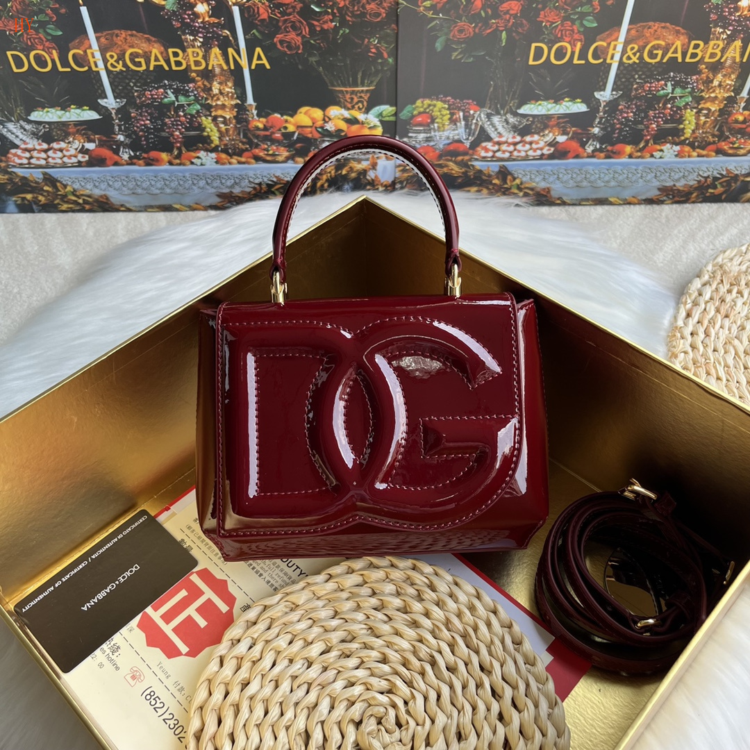 dolce & gabbana dg logo handbag - 17.5x13.5x6.5