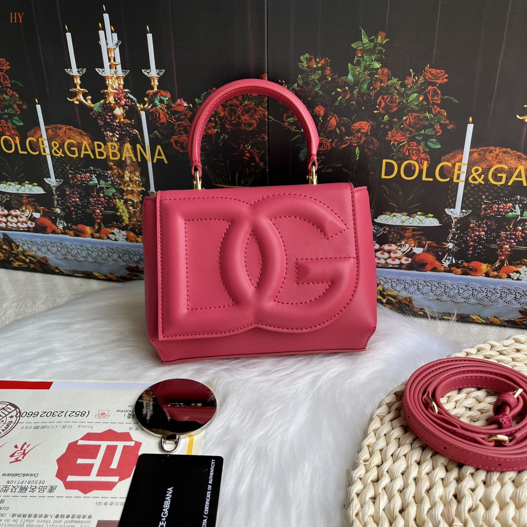 dolce & gabbana pink logo handbag 17.5x13.5x6.5
