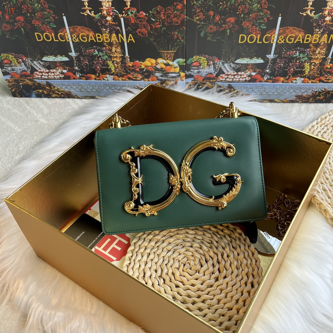 dolce & gabbana green dg logo handbag 21*15*4