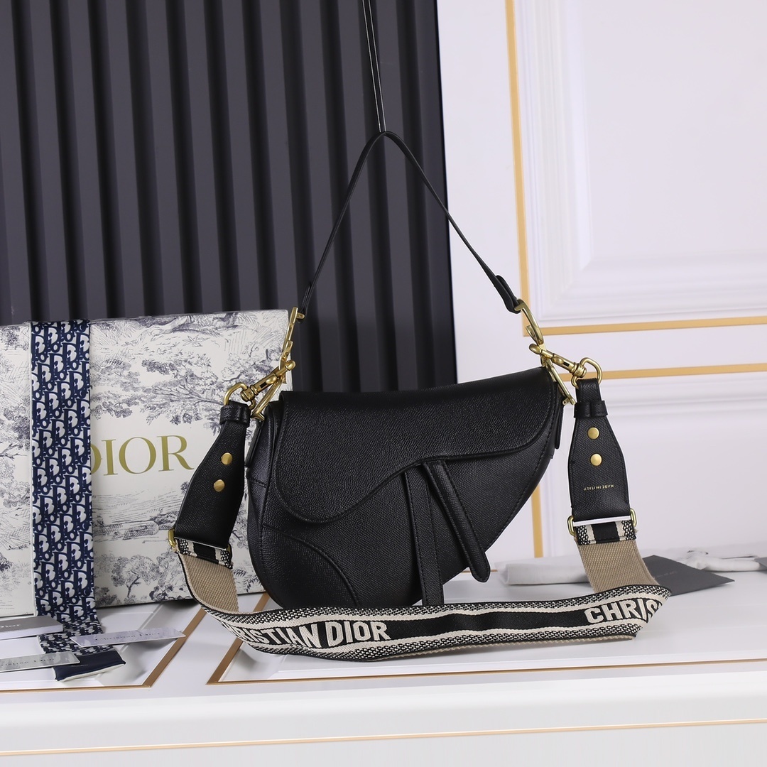 dior black saddle bag - 25.5x20x6.5 cm