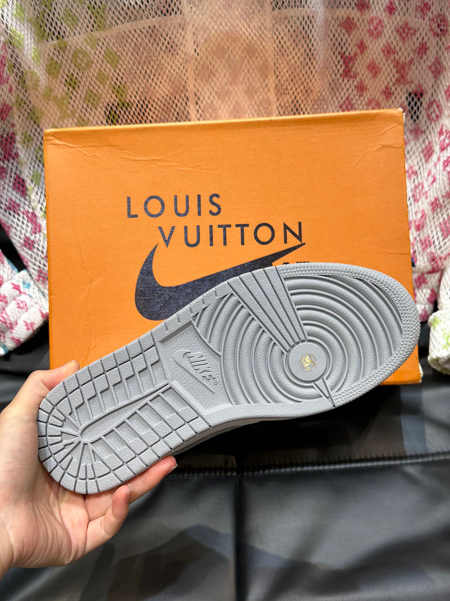 louis vuitton x nike air jordan 1 - size 38-44 - Image 9