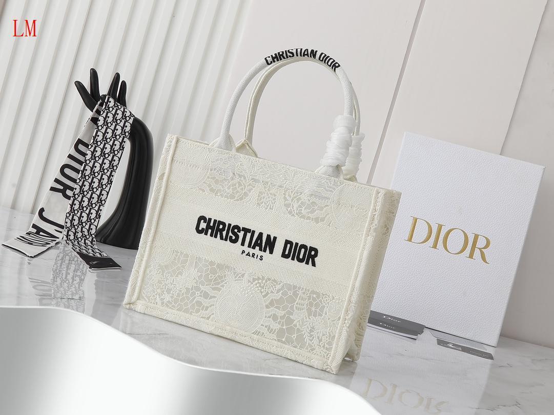 dior 26.5x21x14 cm white lace tote bag