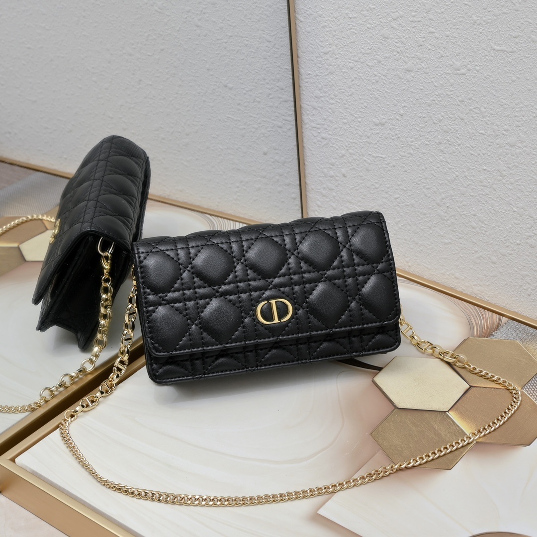 dior black quilted leather wallet on chain - 20 x 11.5 x 3.5 cm