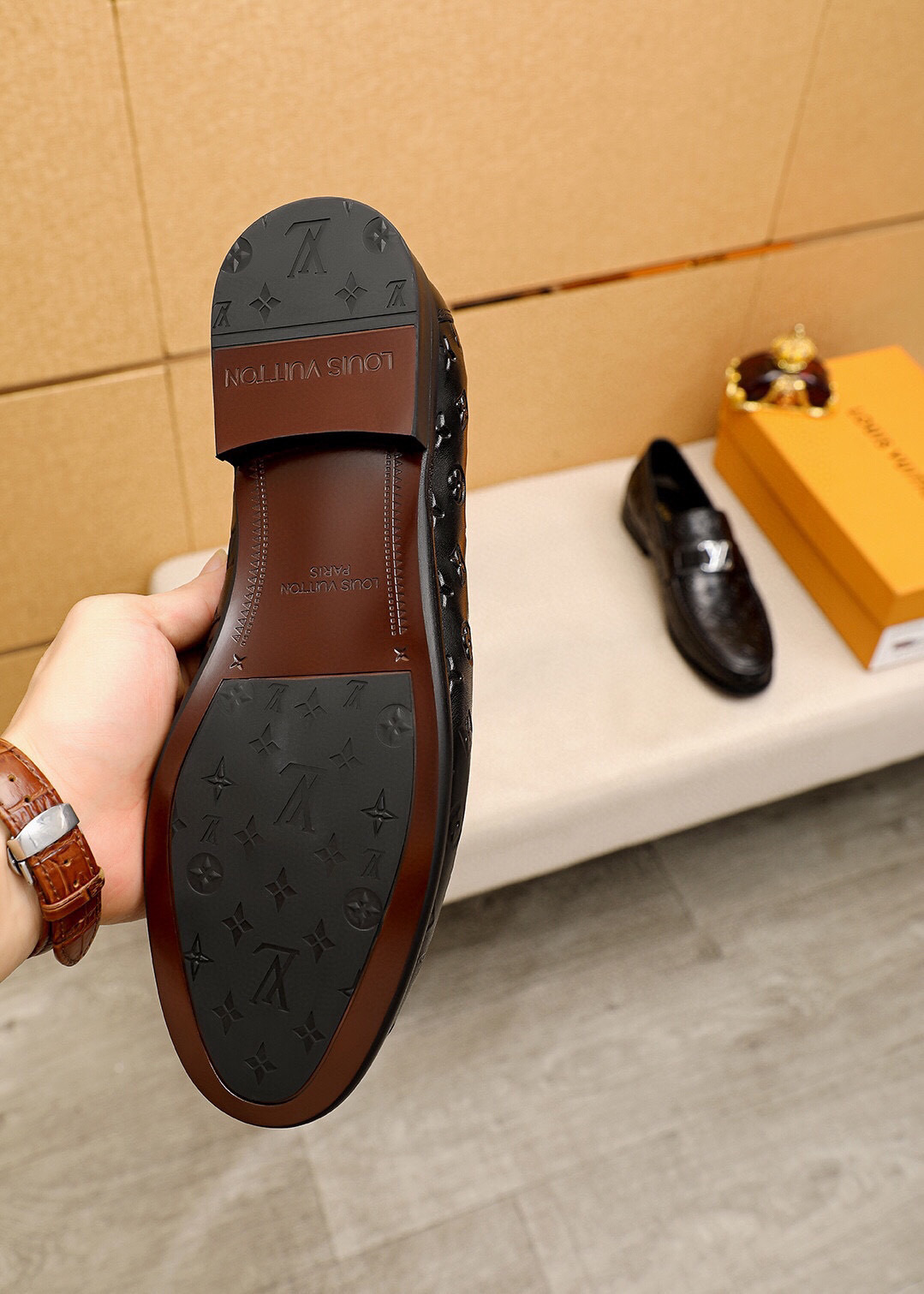 louis vuitton black leather loafers size 38-44 - Image 9