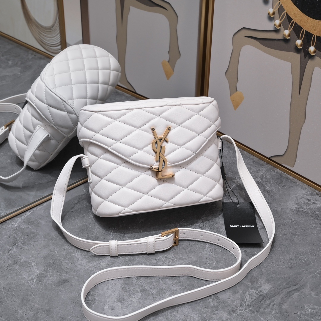 yves saint laurent quilted white bag 19*15*8