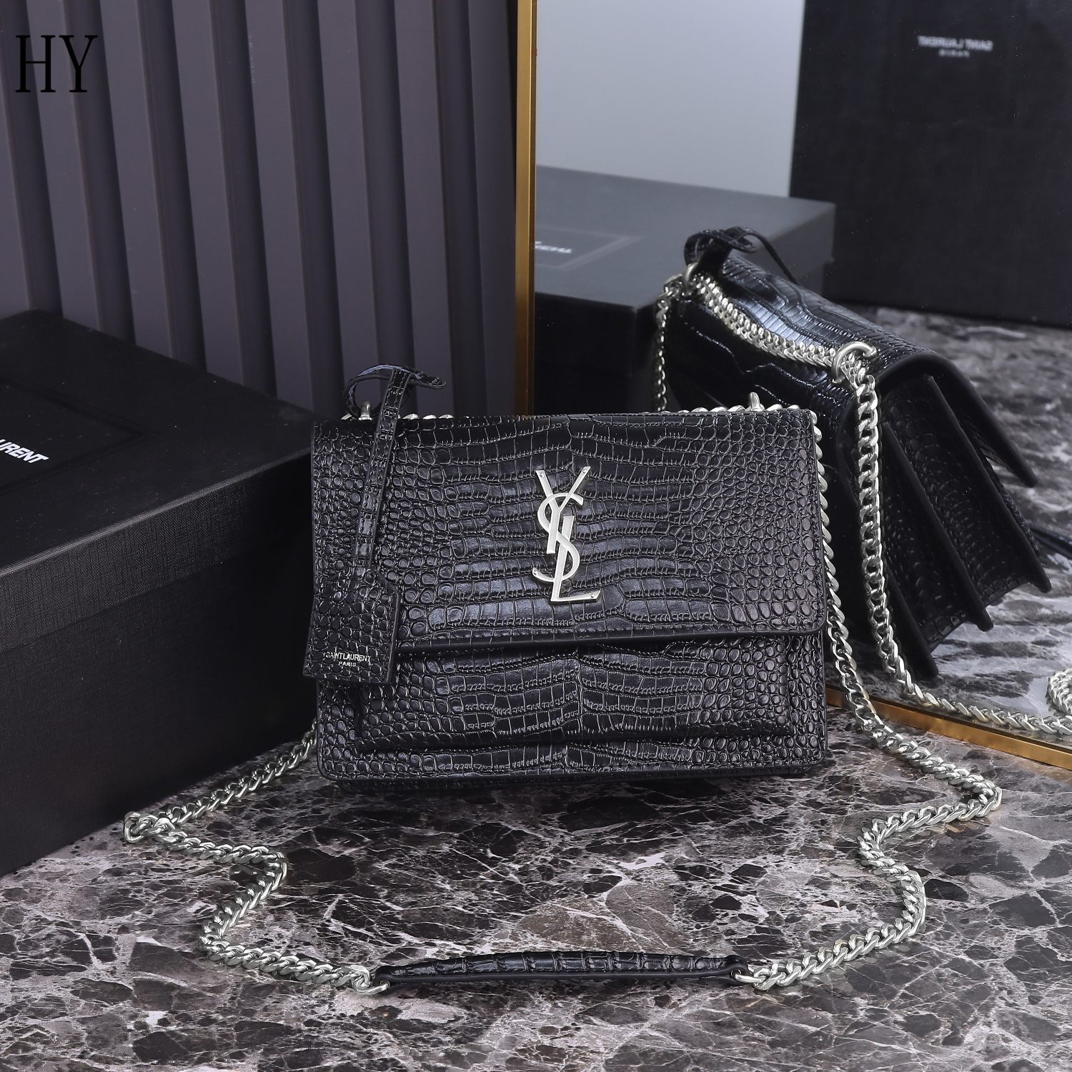 yves saint laurent black crocodile-effect bag 22x16x8