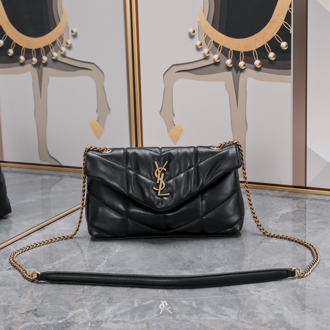 yves saint laurent black quilted bag - 23×15.5×8.5cm