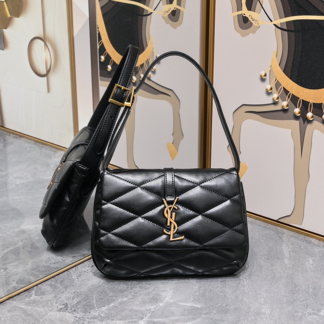 yves saint laurent quilted black handbag - 24x18x5.5 cm