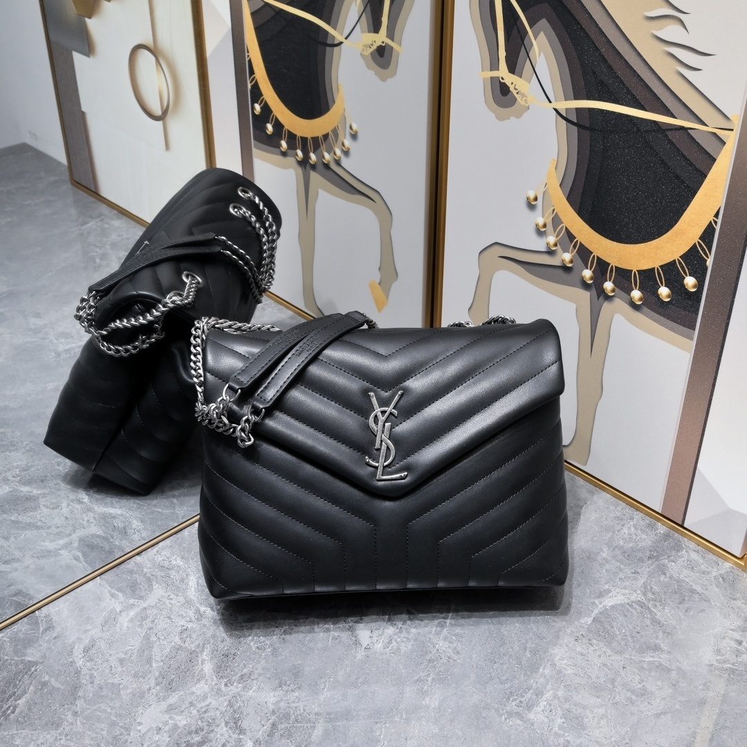 yves saint laurent black chevron bag 31x22x11 cm