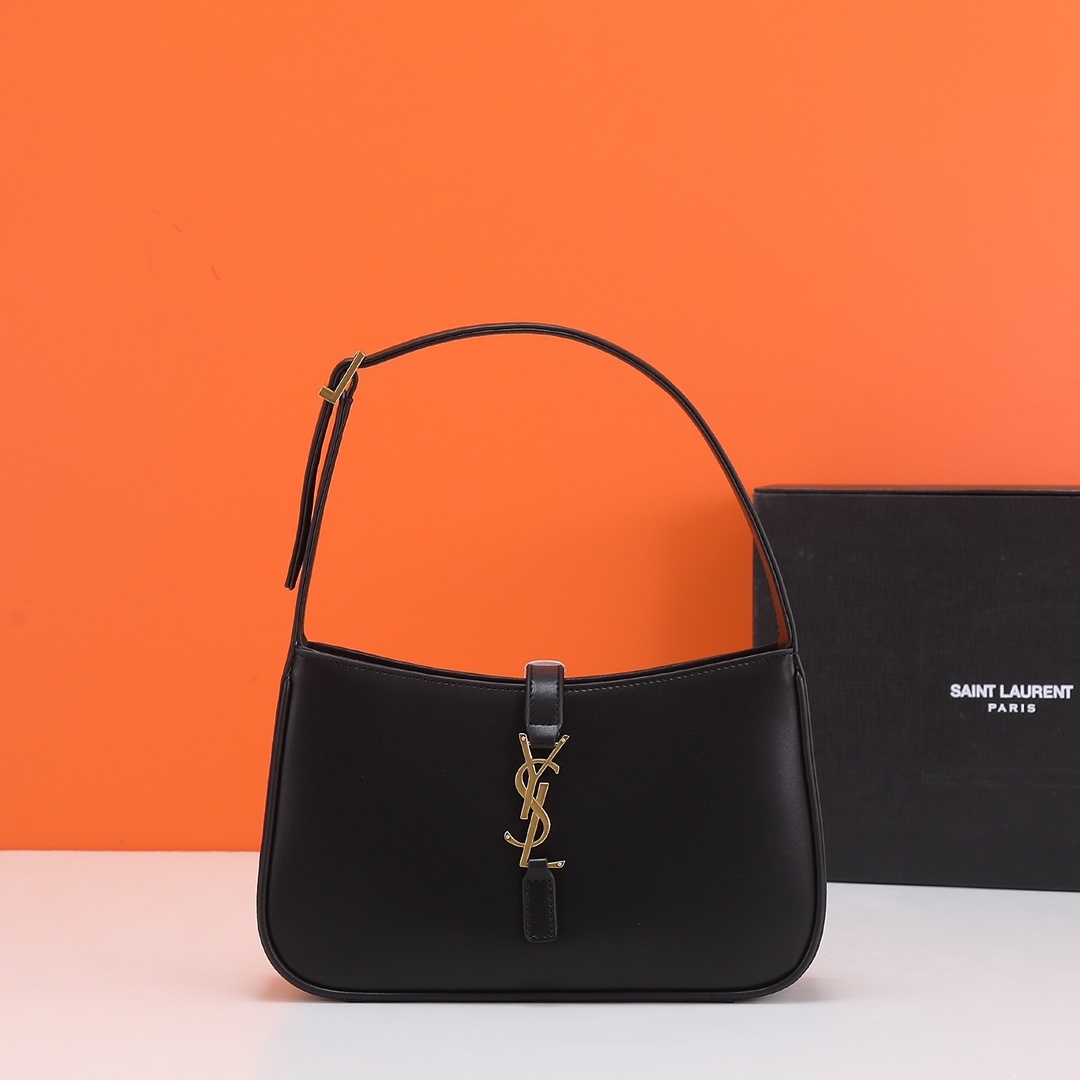 yves saint laurent black handbag 24.5*16*6