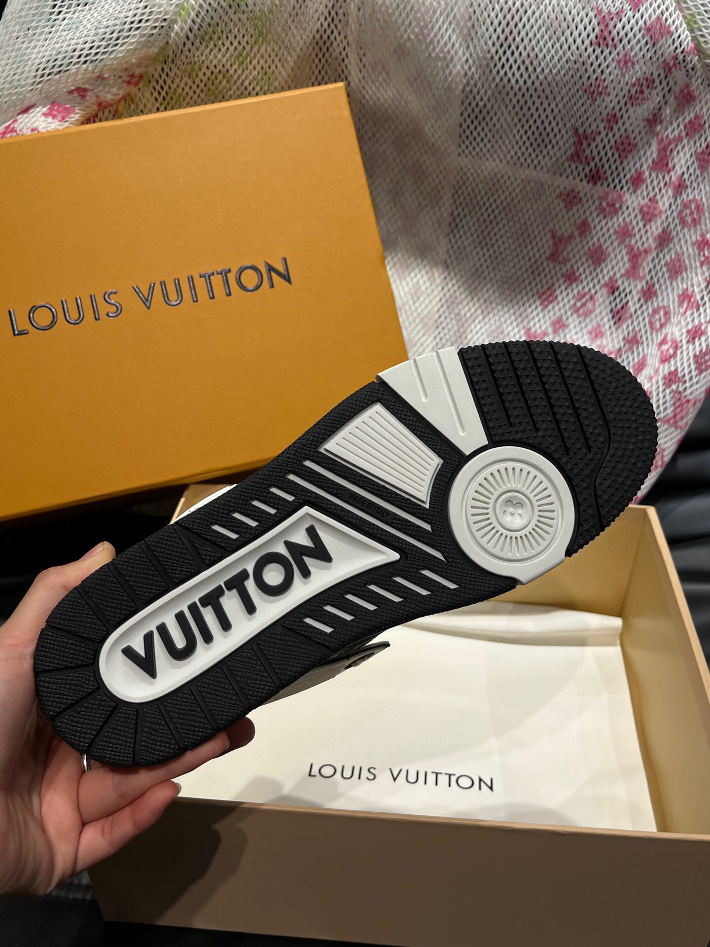 louis vuitton high-end sneakers size 38-44 - Image 9