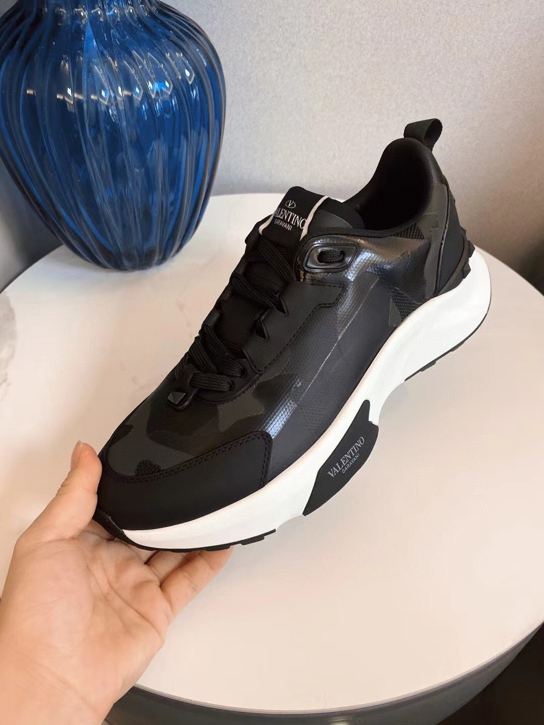 valentino unisex sneakers - size 35-44 - Image 9