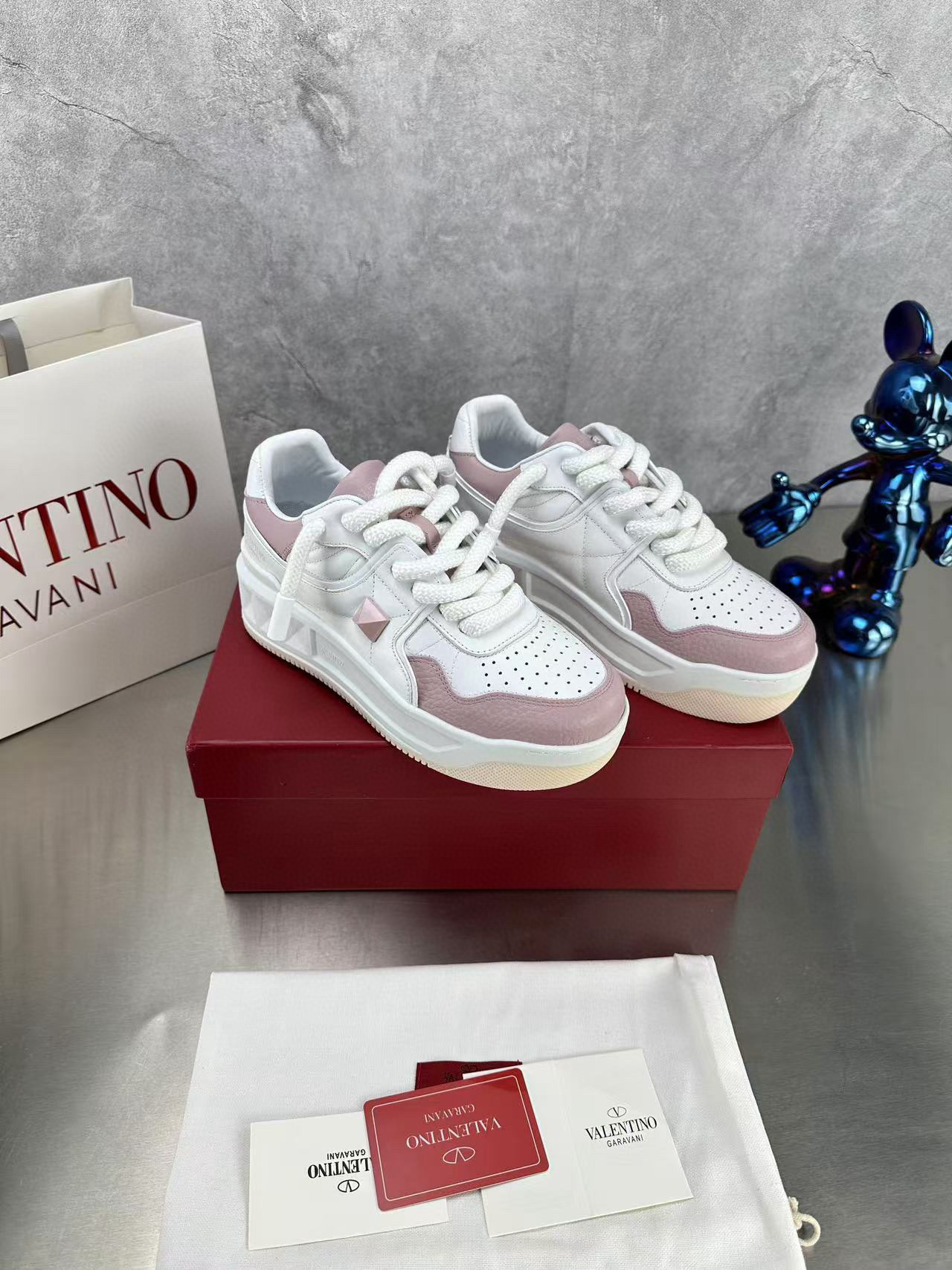 valentino couple sneakers 35/44 - stylish white & pink - Image 9