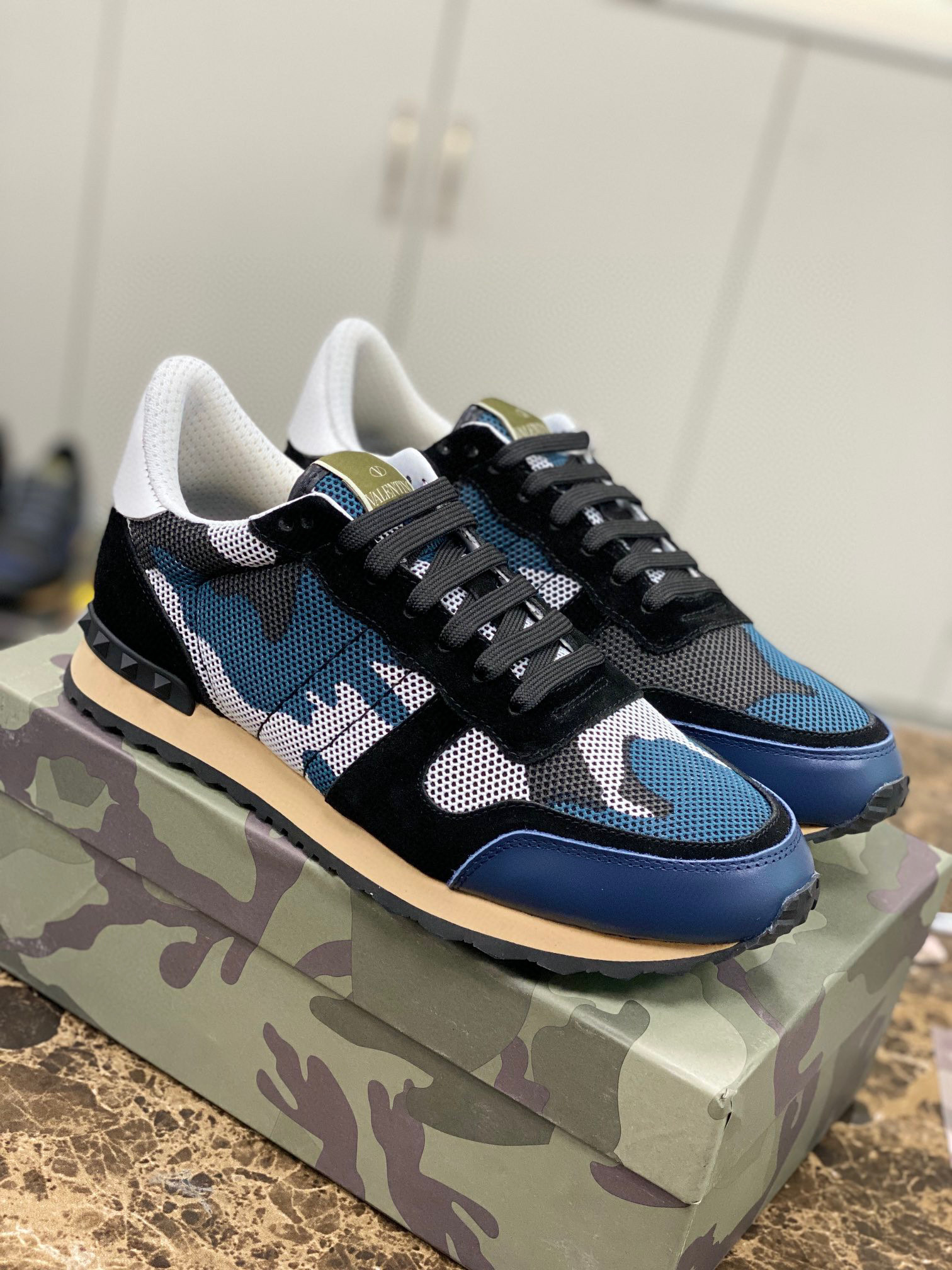 valentino casual sneakers size 38-44 - Image 9