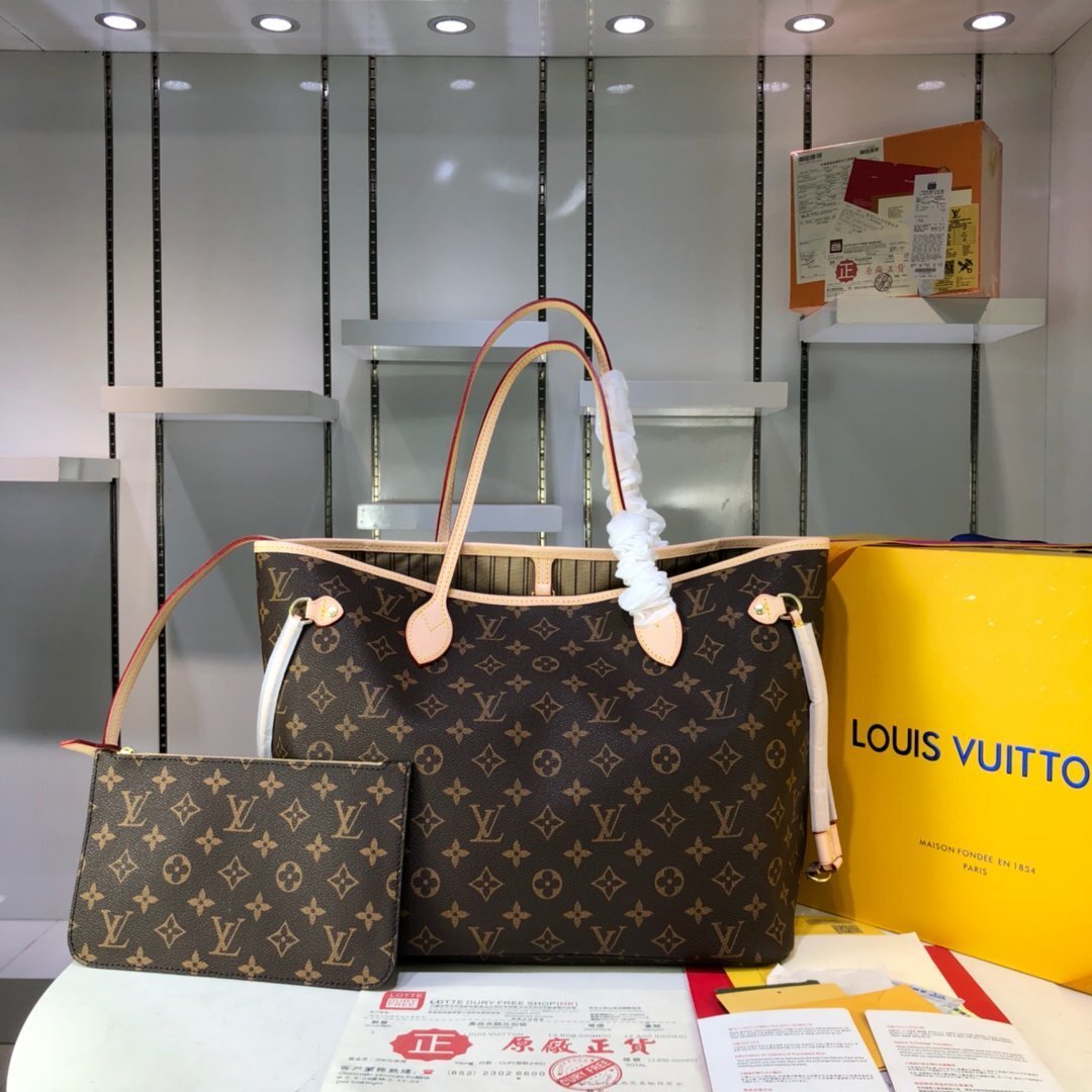 louis vuitton monogram tote bag with pouch