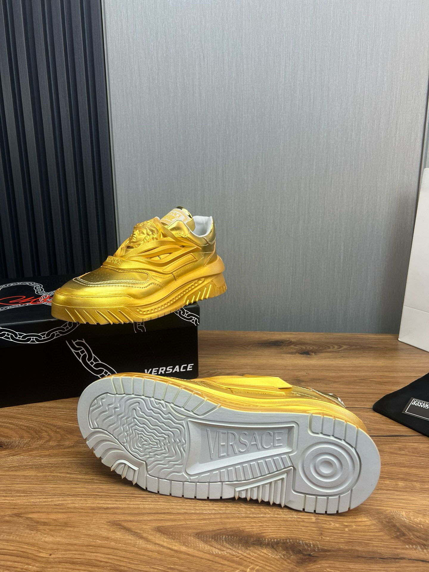 versace casual shoes - gold - sizes 38/44 - Image 9