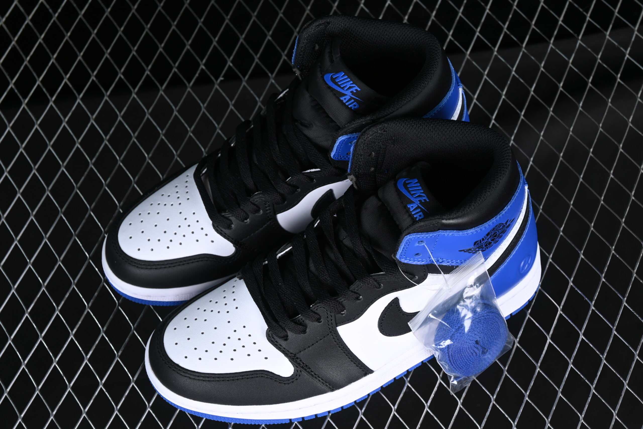 air jordan 1 high 'fragment' aj1 716371-040 - Image 3
