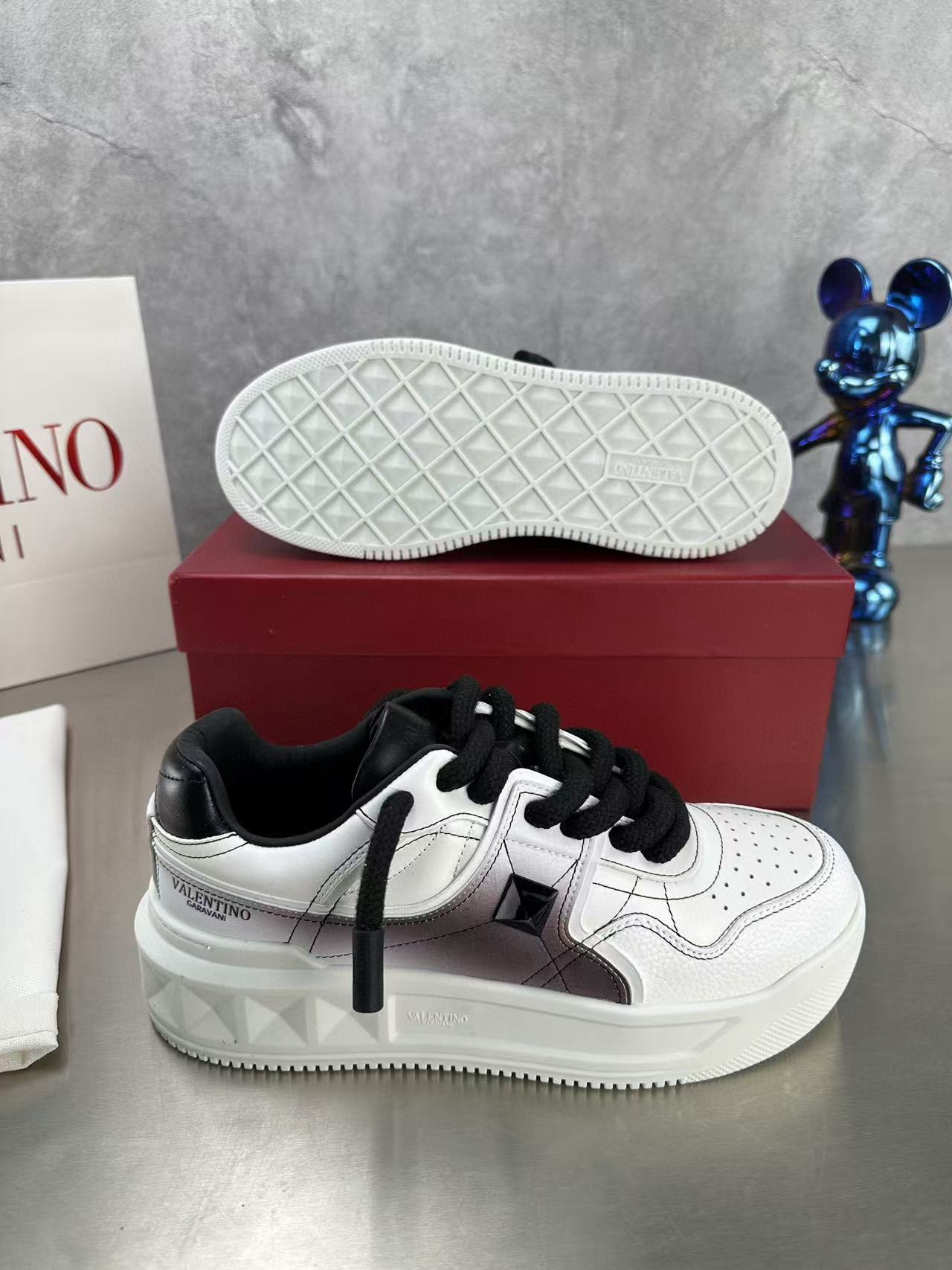 valentino couples sneakers - size 35/44 - Image 9