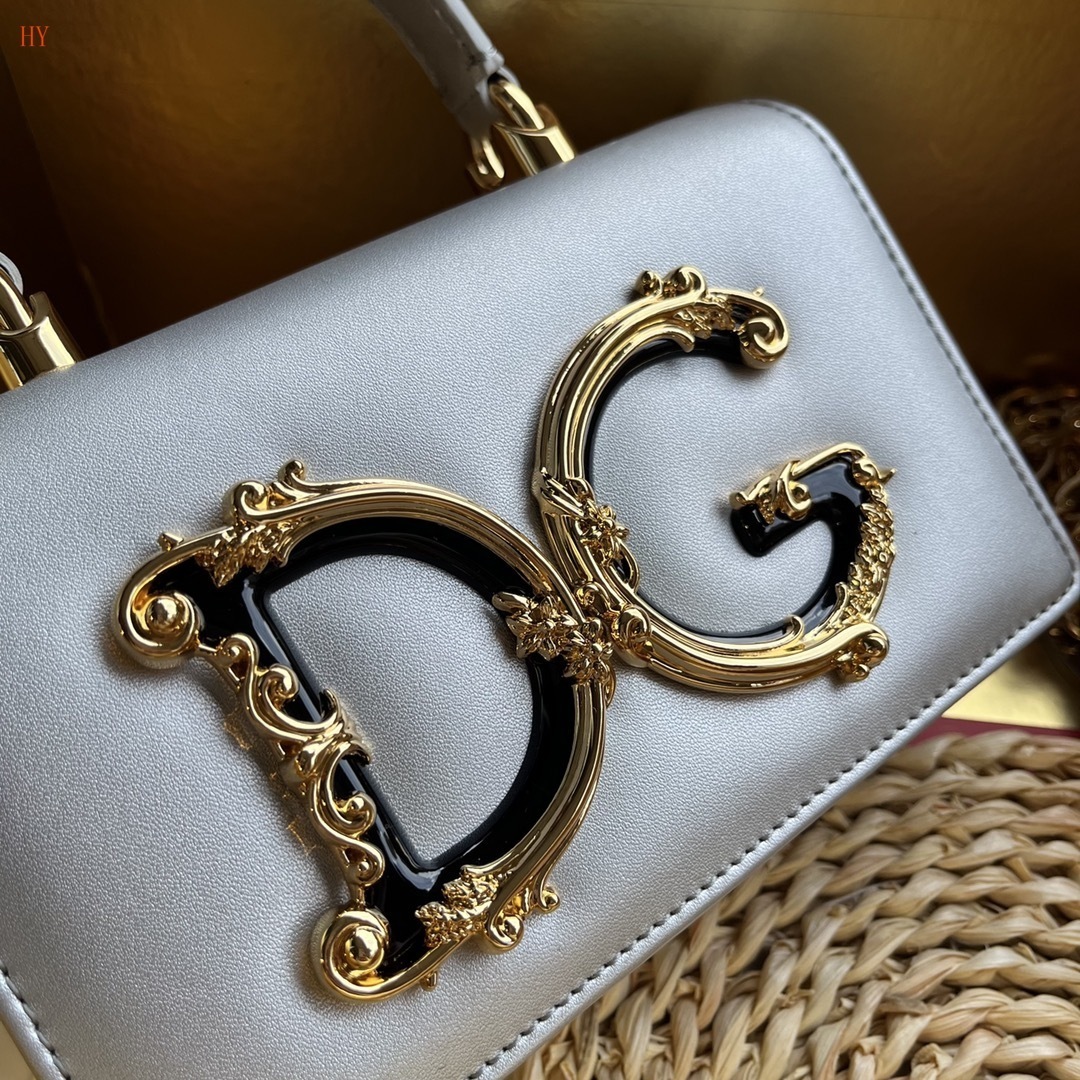 dolce & gabbana dg logo mini bag - 18x10x5 cm - Image 10