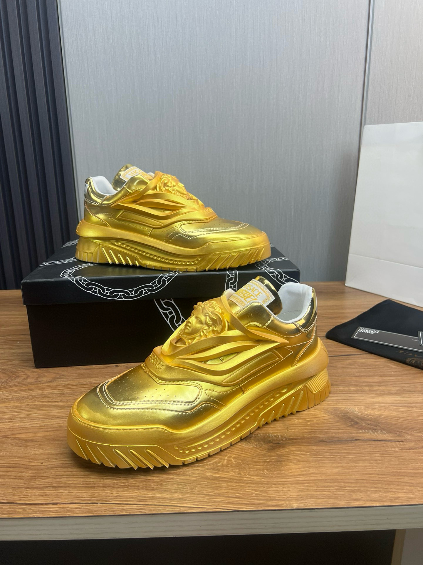 versace casual shoes - gold - sizes 38/44 - Image 10