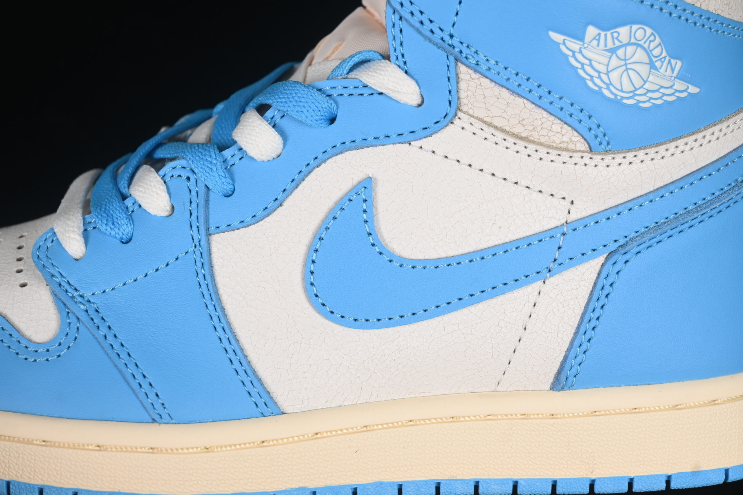 air jordan 1 high og 'unc reimagined' dz5485-402 - Image 10