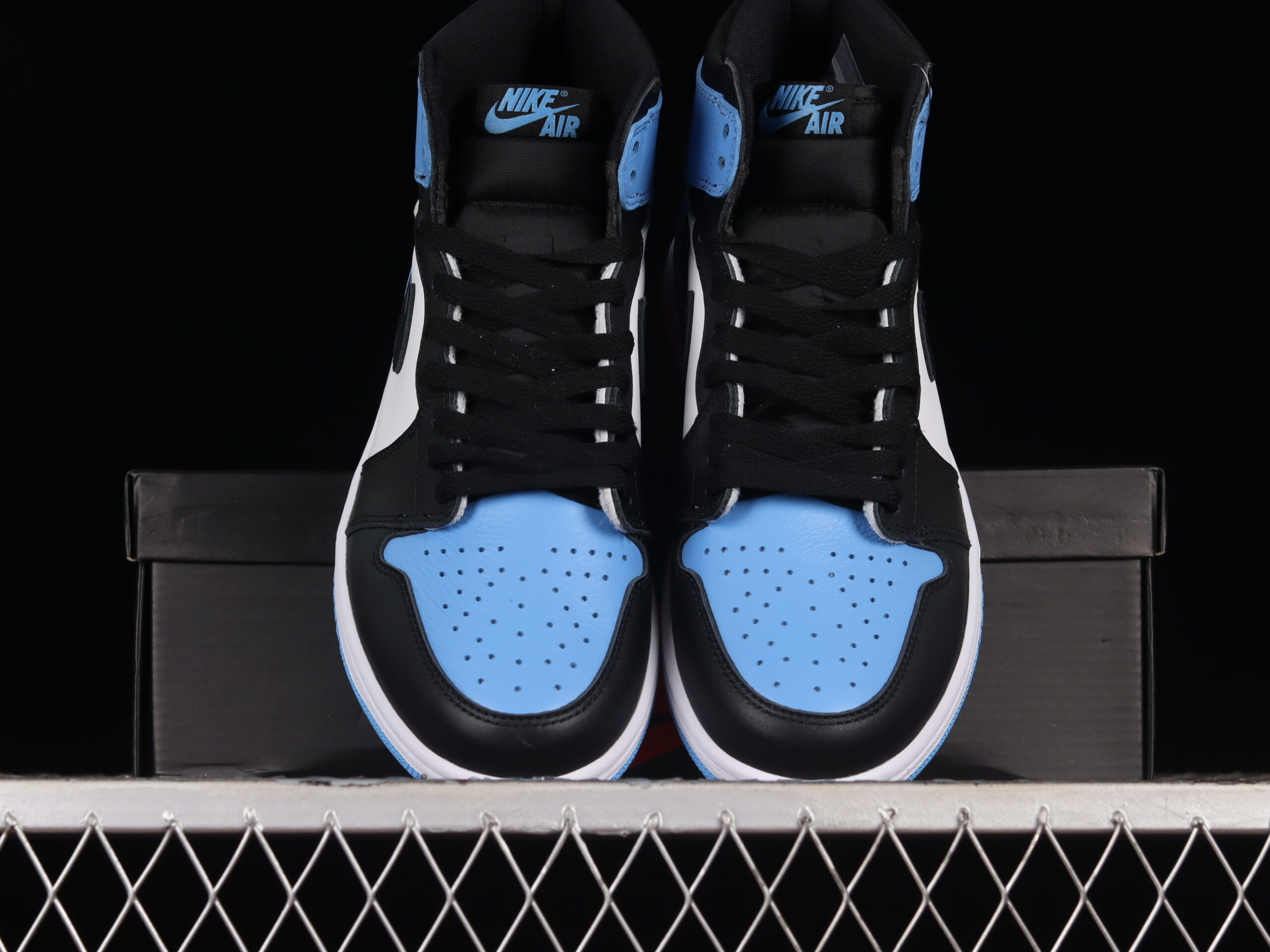 air jordan 1 high og 'unc toe' dz5485-400 - Image 4