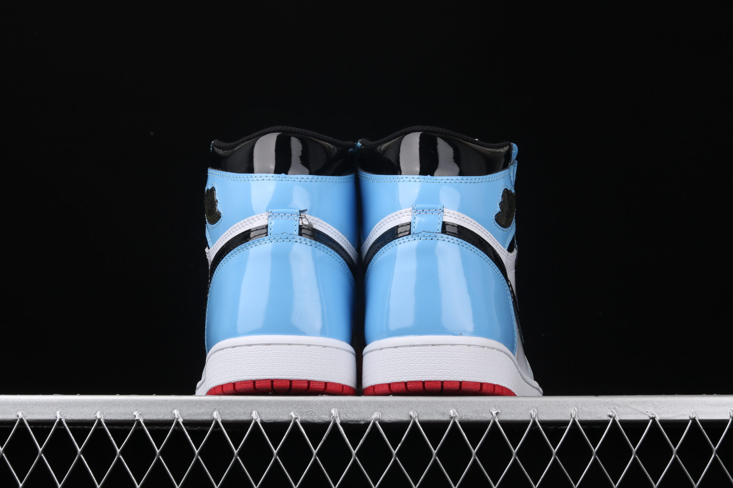 air jordan 1 “fearless” high top sneakers ck5666-100 - Image 5