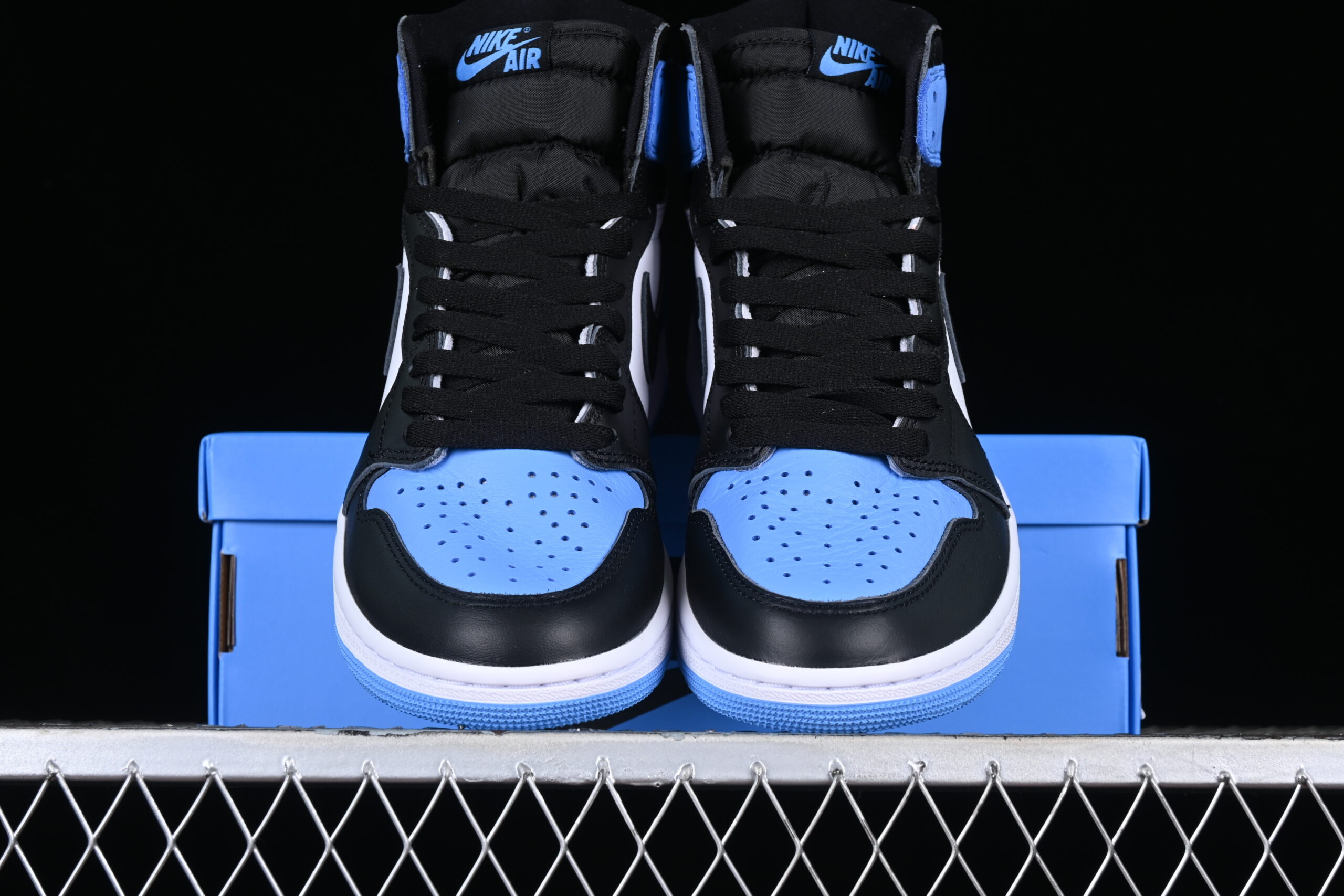 air jordan 1 high og 'unc toe' dz5485-400 - Image 4