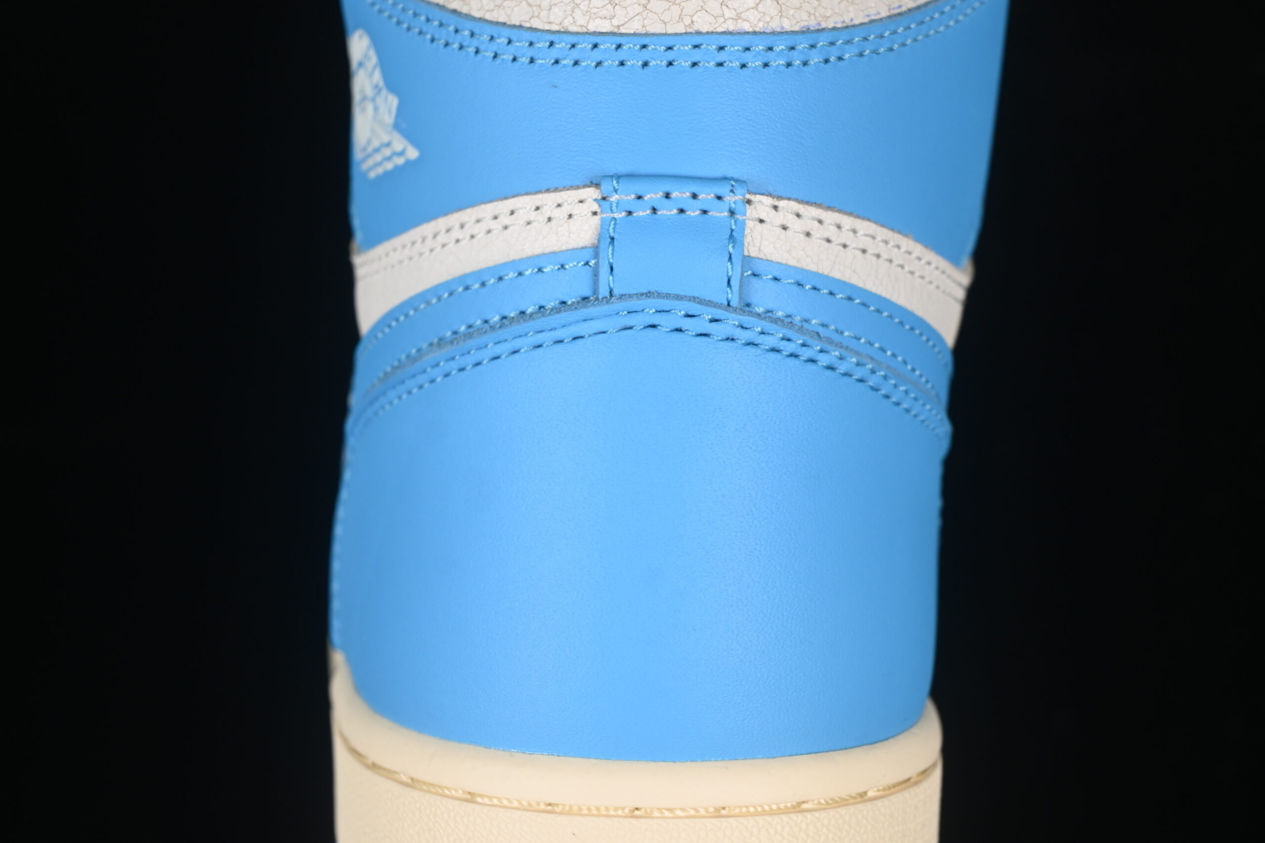 air jordan 1 high og 'unc reimagined' dz5485-402 - Image 11