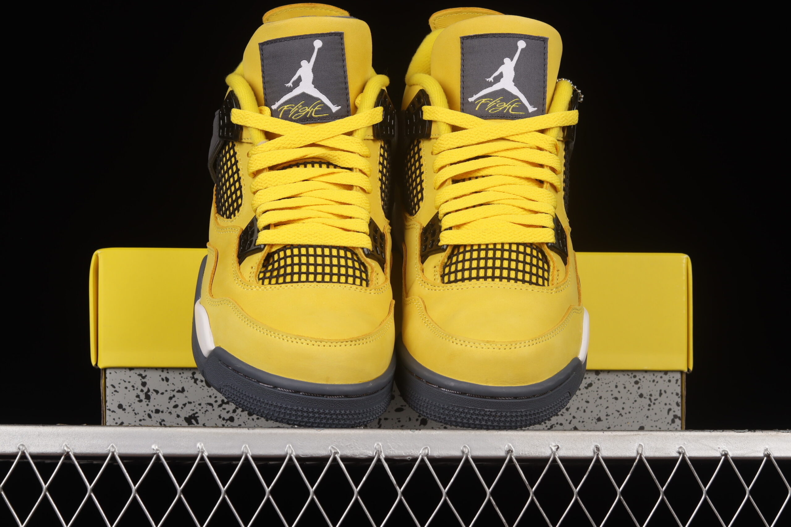 air jordan 4 retro 'lightning' ct8527-700 - yellow/gray - Image 4