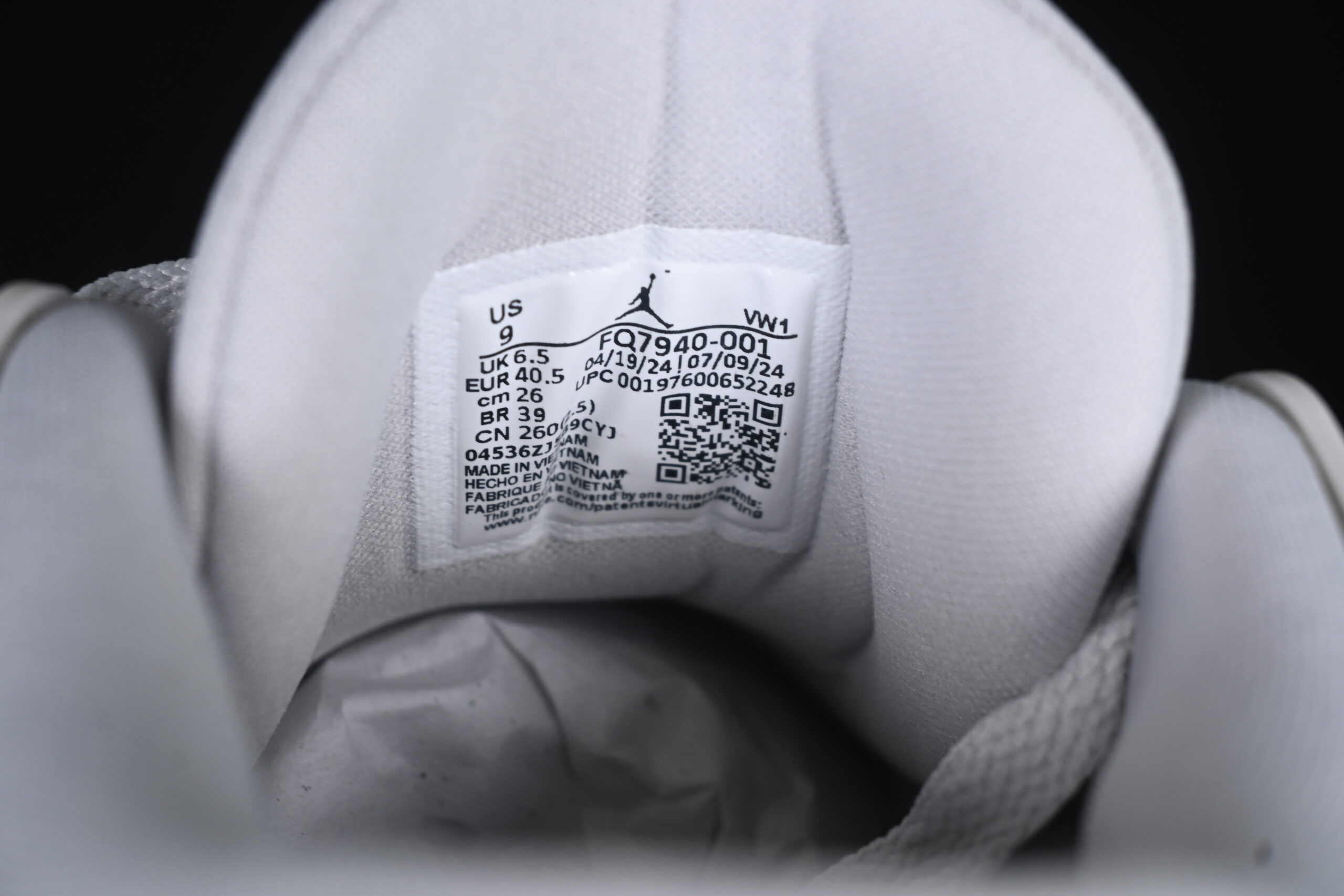 air jordan 4 retro 'remastered' fq7940-001 - Image 12