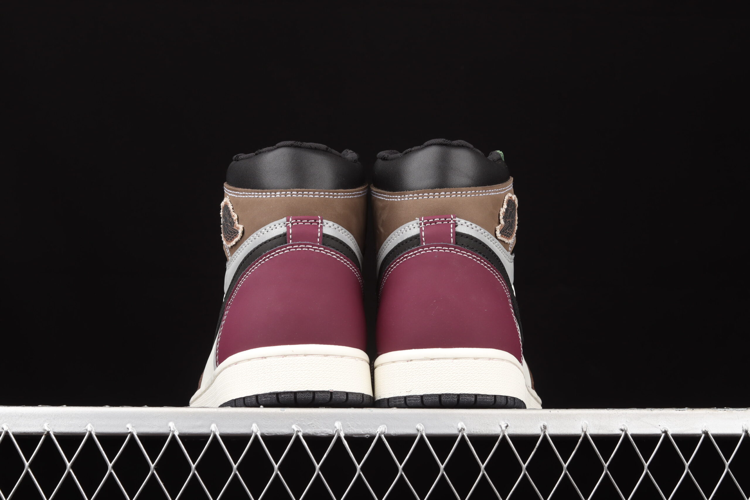 air jordan 1 high og 'hand crafted' dh3097-001 - Image 5