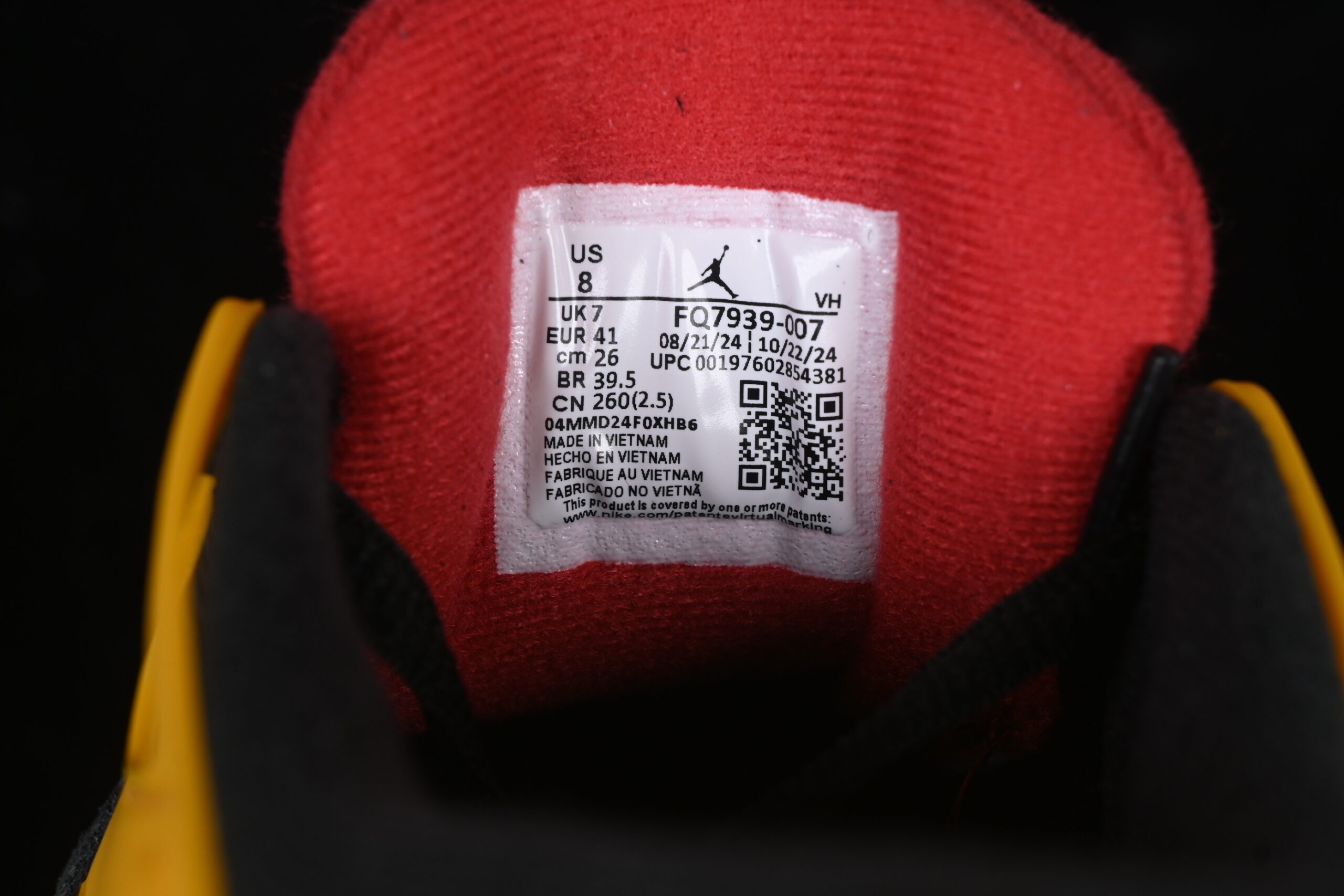 air jordan 4 retro 'remastered' black/yellow fq7939-007 - Image 12
